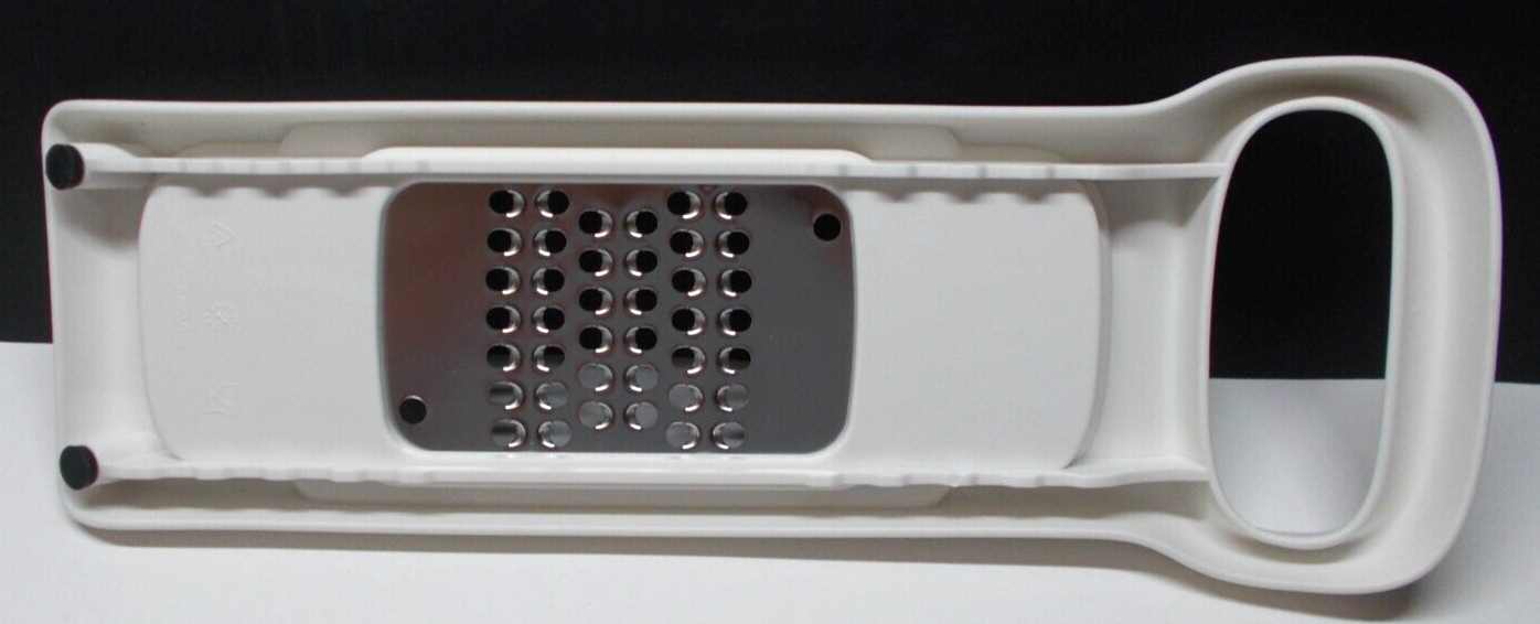 Tupperware Mini Speedy Mando Grater Hand Powered gallery