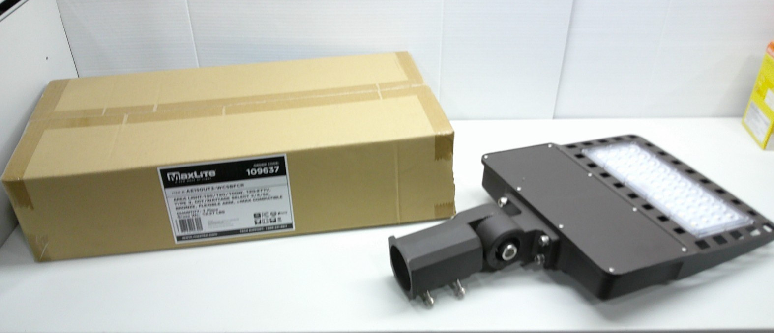 NEW MAXLITE AREA LIGHT 150W/120W/100W TYPE 3 CCT/WATTAGE SELECT 3/4/5K BRONZE gallery