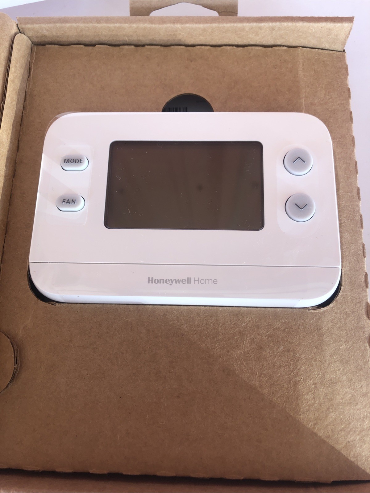 Honeywell Home X1N Non Programmable Thermostat RTH11B Single Stage 1 Heat 1 Cool gallery