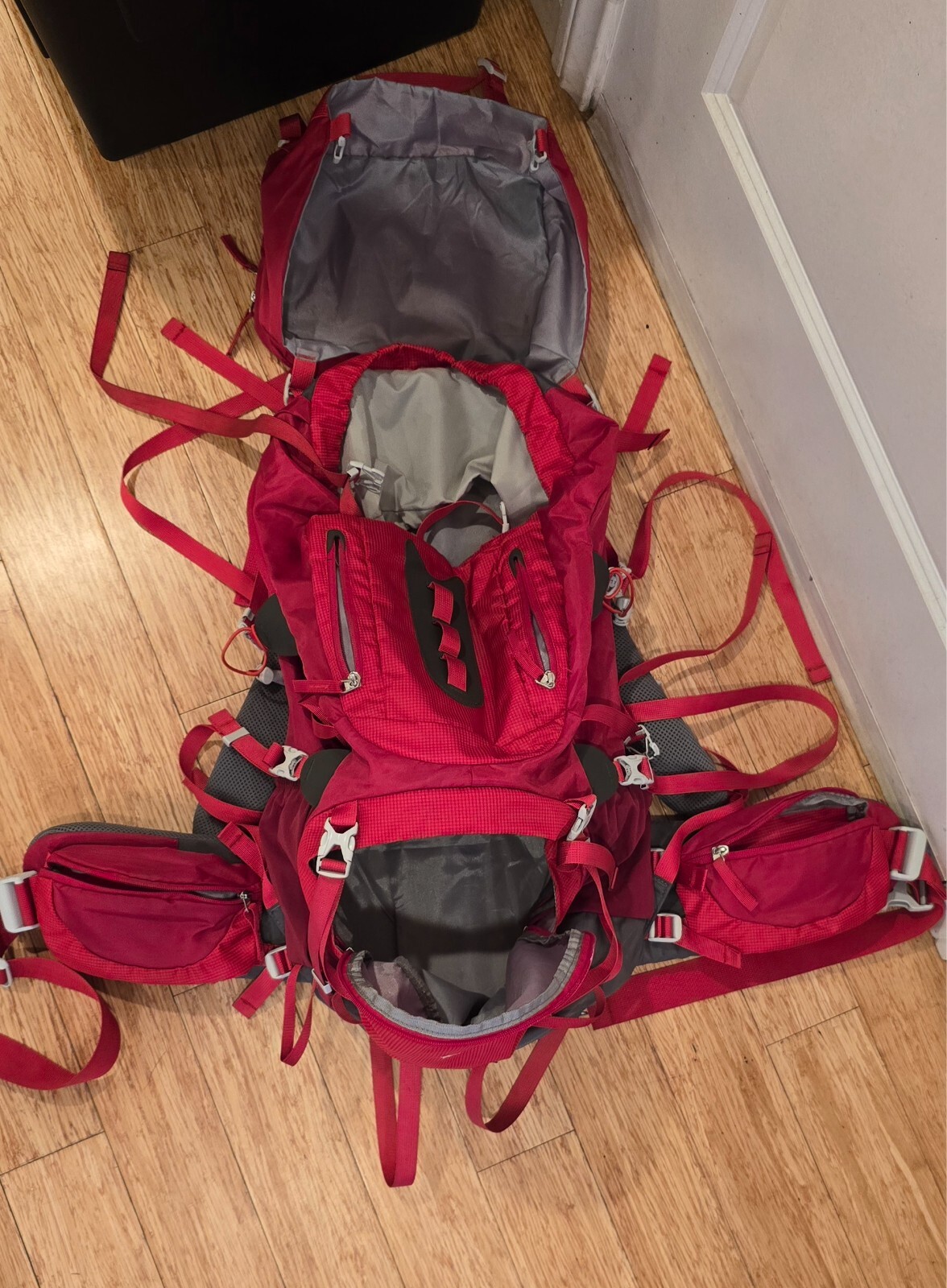Ubon 50 10L backpacking backpack (red) 4