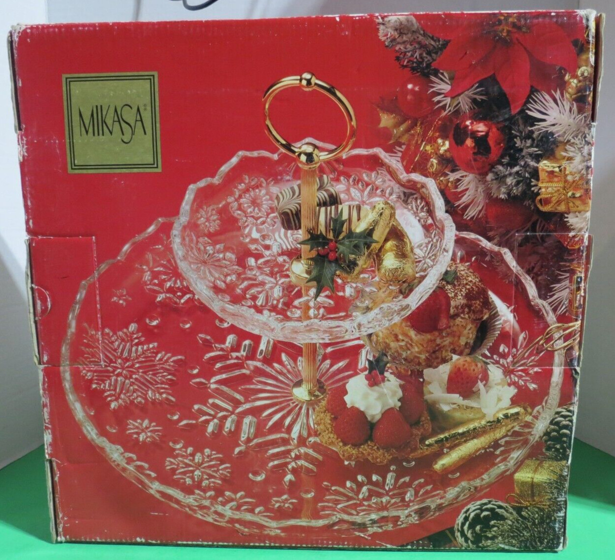 Mikasa Snowflake SA 960/344 2-Tier Server 10" BRAND NEW IN BOX gallery