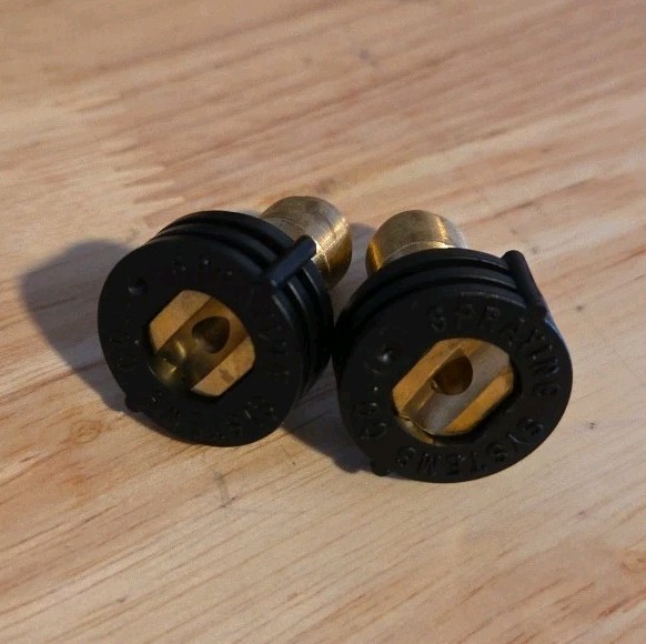 Spraying Systems 9000S2540 Black Quick-Connect Nozzle 1/4" Angle 15° 4000psi 2pc gallery