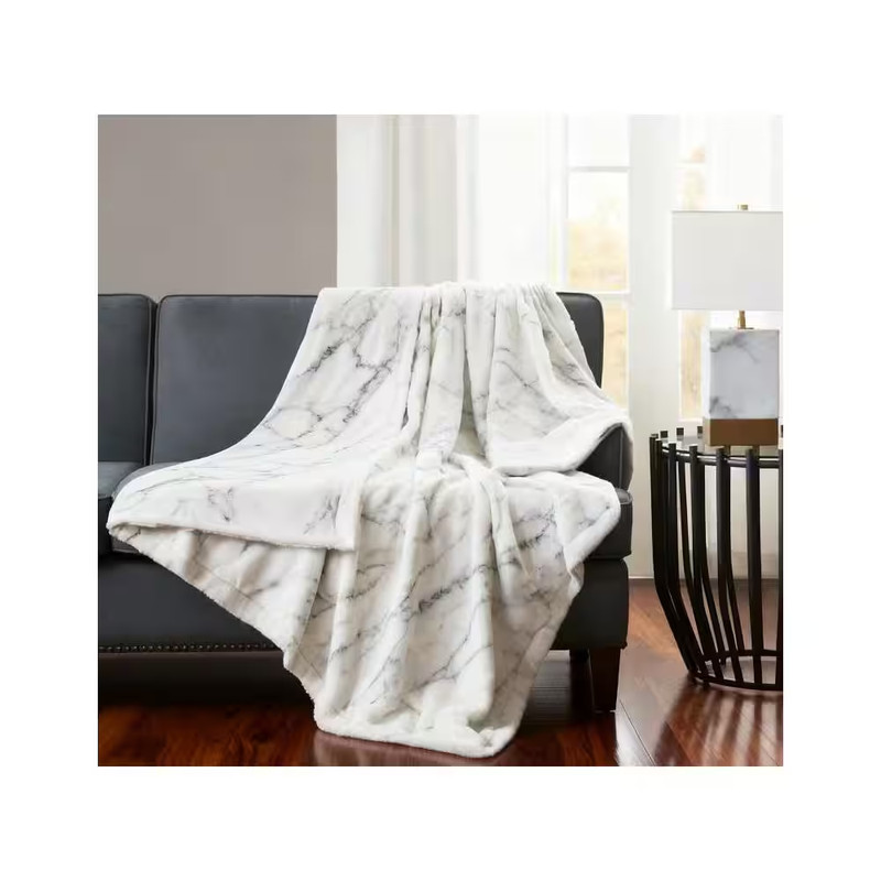 Premium Materials Oversized Cozy Gray Faux Fur Throw Blanket gallery