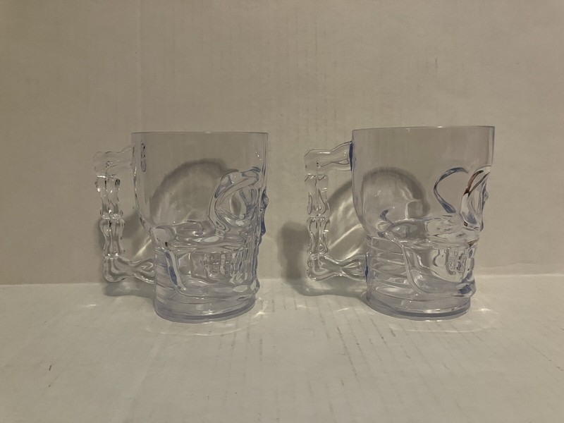 2 Plastic Skeleton Drinking Glasses (Hand Wash Only) gallery
