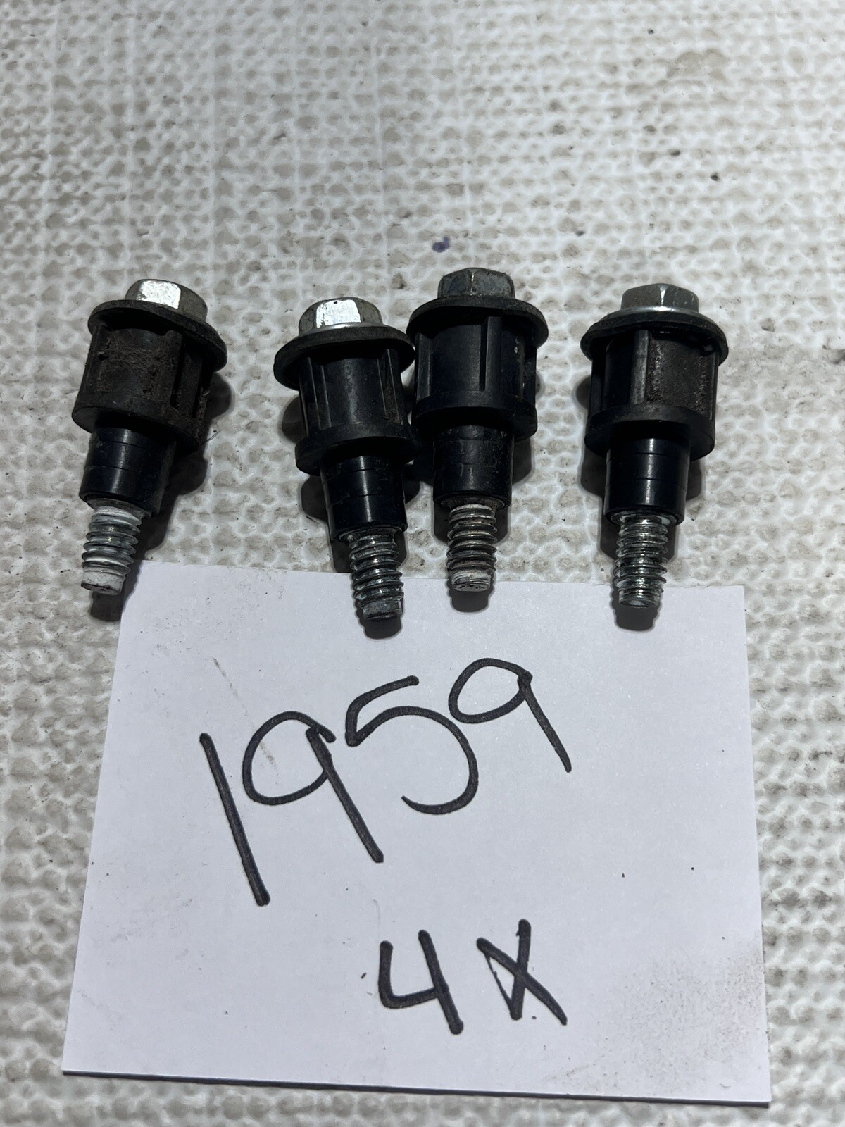 Briggs & Stratton Gas Tank Mount Bolt and Spacer 692311, 692294 (#1959) gallery