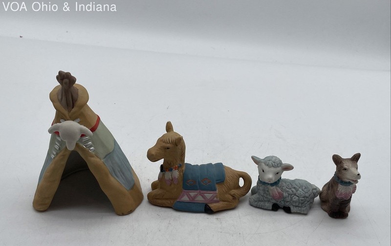 Albert E. Price Native American Nativity Set 13 Piece Ceramic Vintage With Box gallery