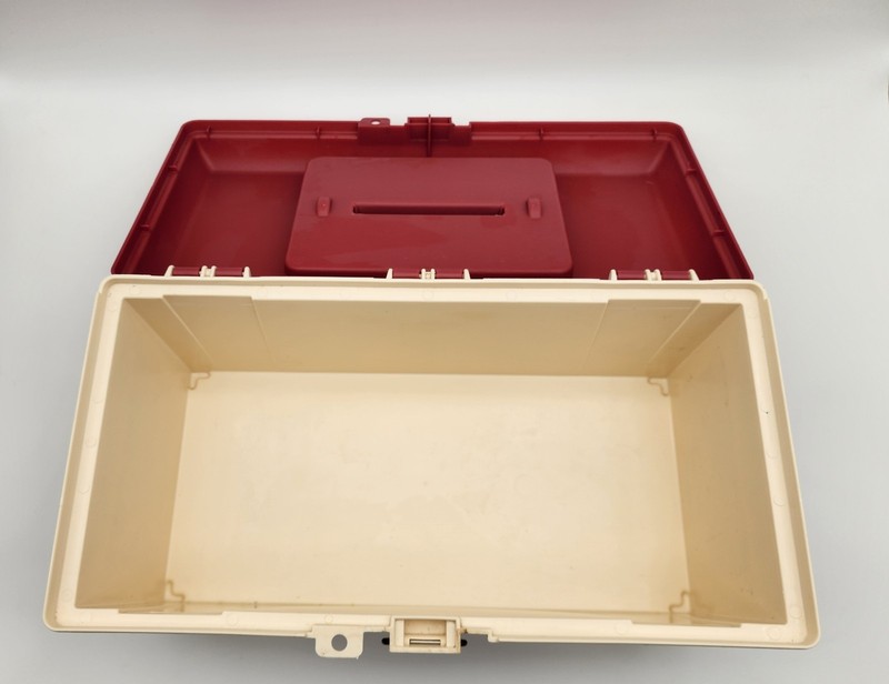 Wilton Professional Cake Decorating Tool Caddy Organizer with Insert - Lockable gallery