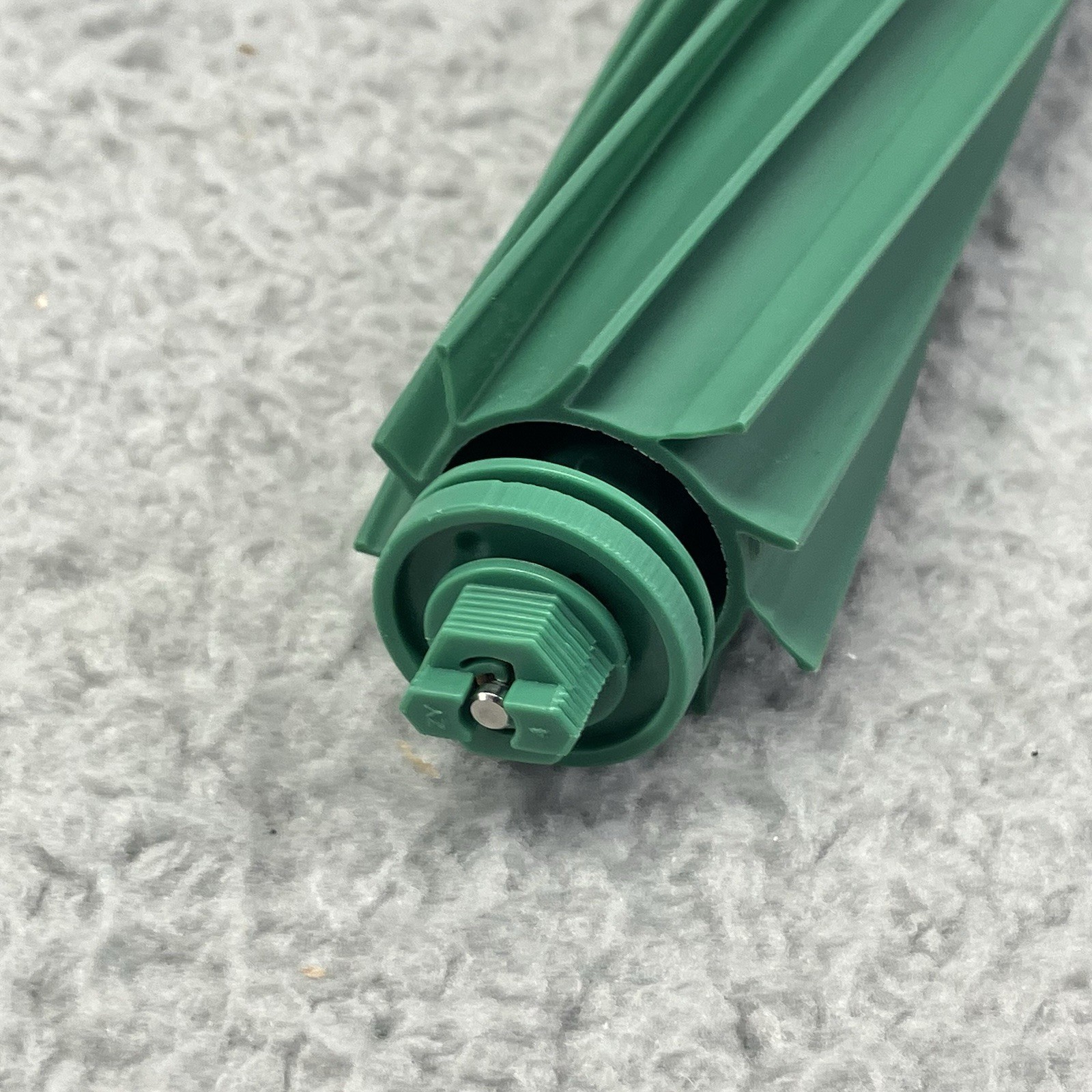 iRobot Roomba Plus 405 Combo Robot Vacuum Mop Brush Roll Replacement Part RCF-Y1 gallery