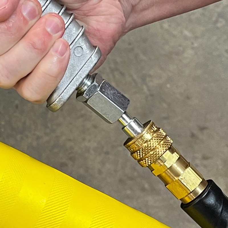 LockNFlate 360° Swivel Air Plug gallery