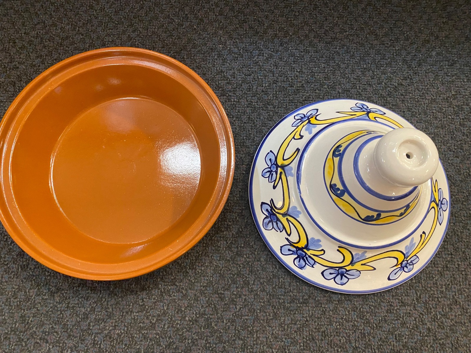 Moroccan Tajine Tagine Cooking Vessel Ceramic Terra Cotta Pot 10.5” gallery