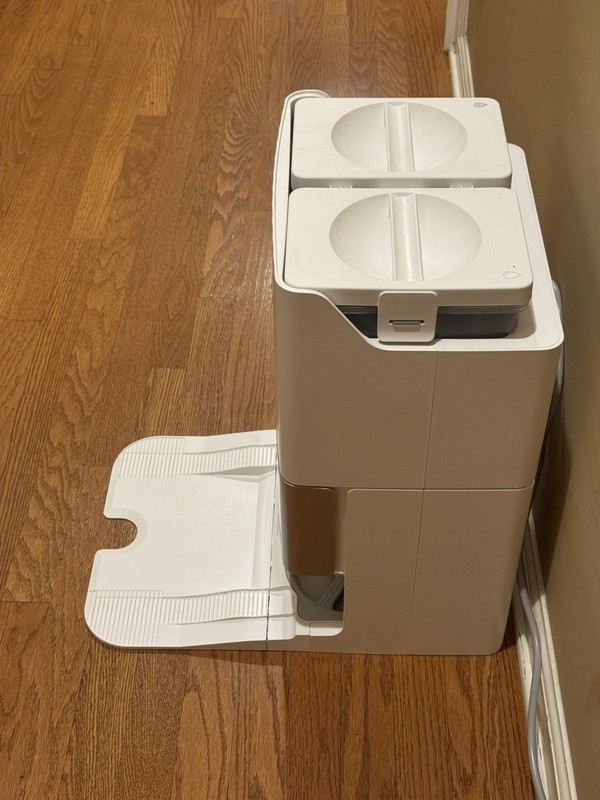 Roborock Q Revo Master(EWFD22LRR) Empty Wash Fill Dock ONLY-Used 40 Hr-Excellent gallery