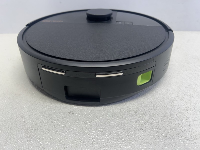 iRobot - Roomba 705 Vacuum + AutoEmpty Dock W155020 - Black - gallery