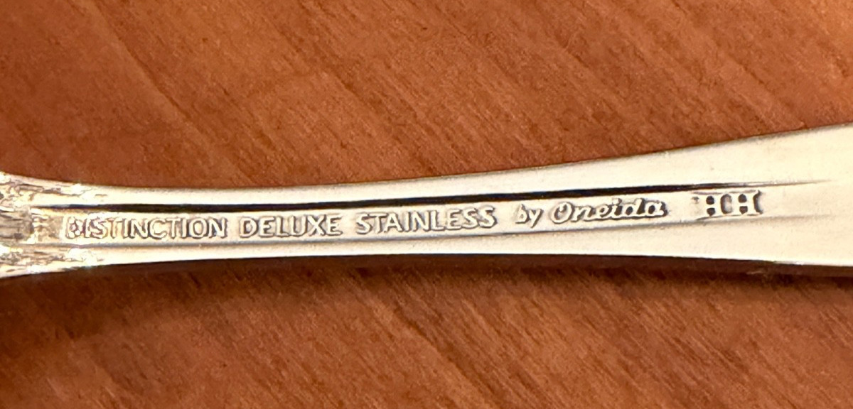 Oneida ROSE PENDANT Distinction Deluxe Stainless Flatware - Choice gallery