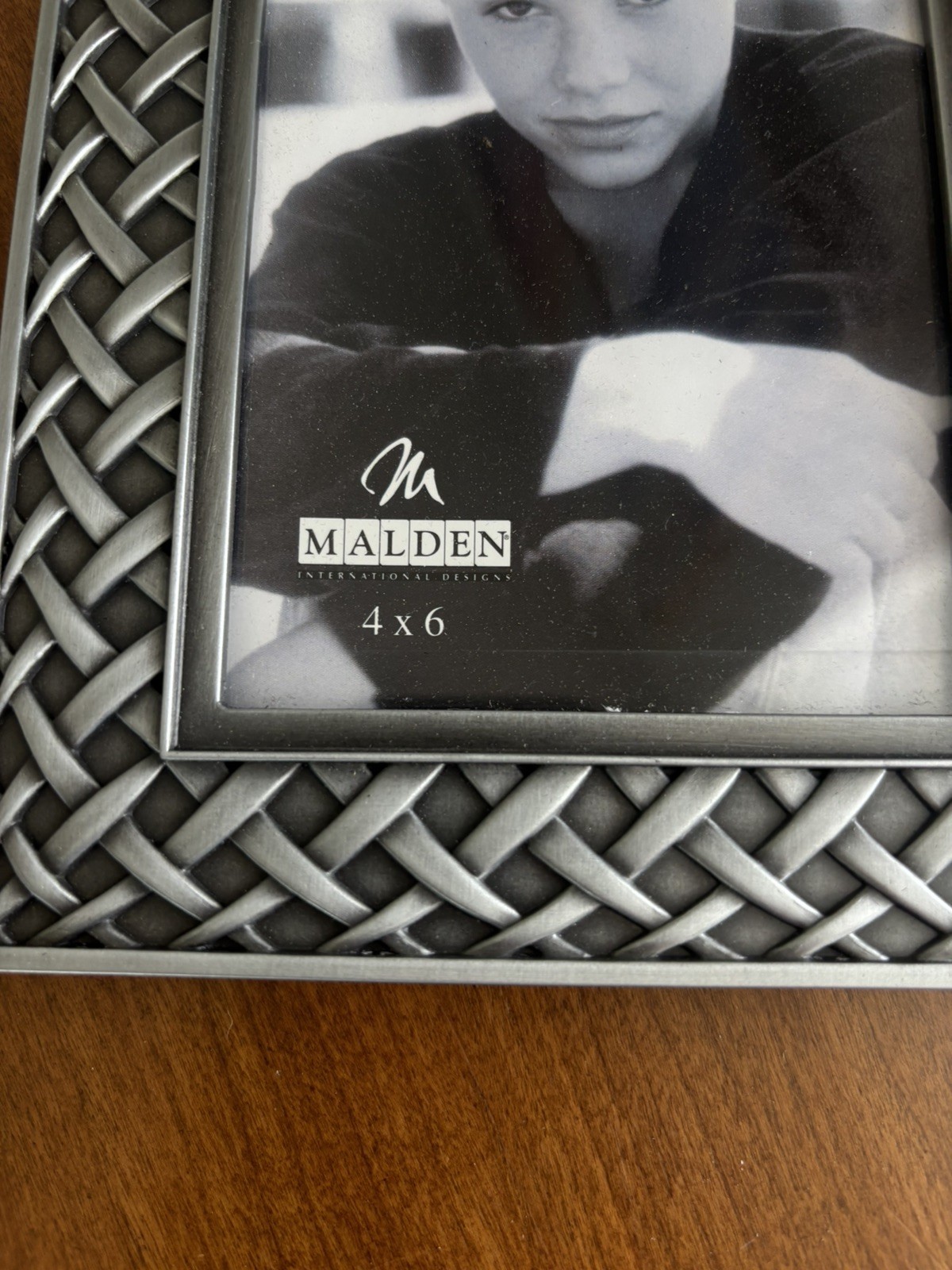 Malden International Designs New Frame Holds 4x6 Portrait or Landscape gallery