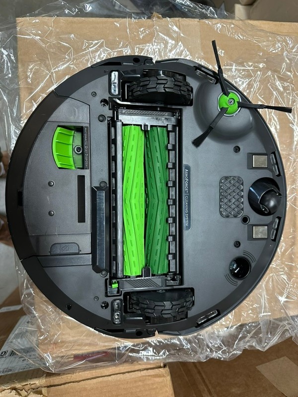 iRobot Roomba Combo j9+ Self-Emptying & Auto-Fill Robot Vacuum & Mop w/ Dock gallery