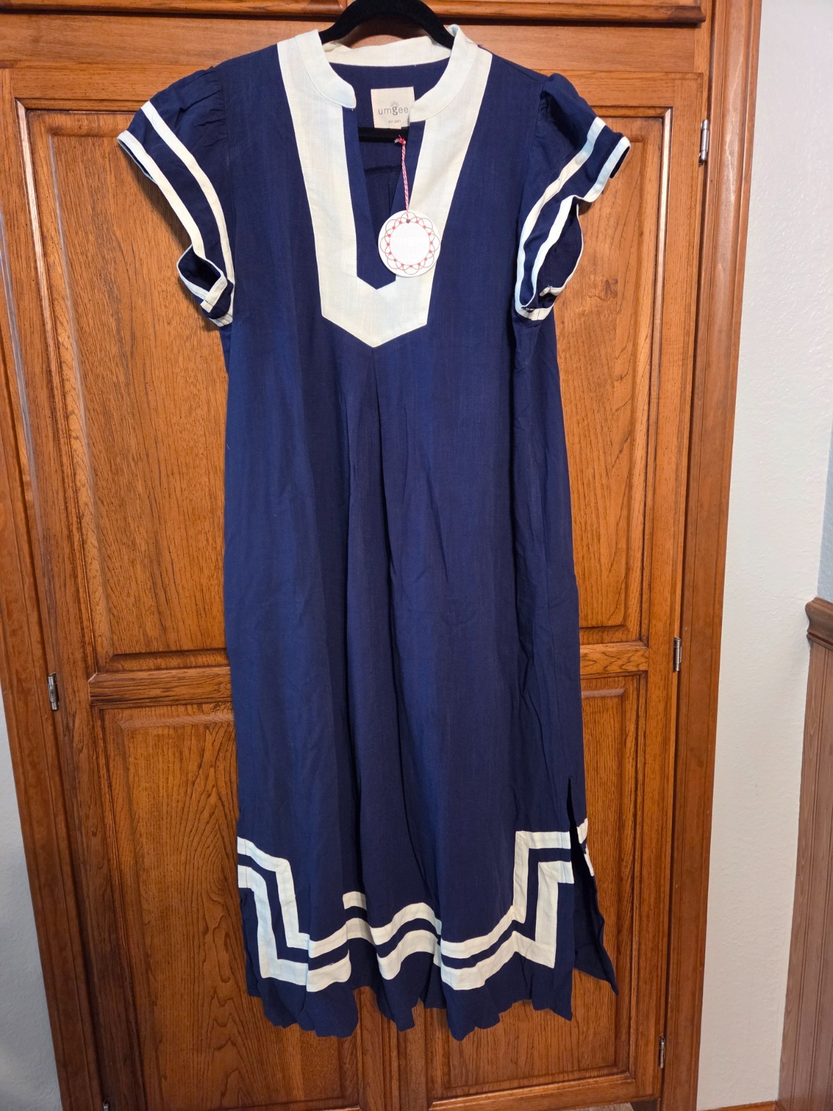 Umgee Linen Cotton Navy/Cream Contrast V Neckline Midi Dress Short Sleeve NEW LG gallery