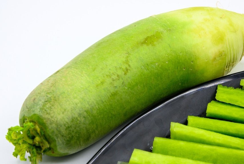 Non-GMO Asian Vegetable Radish Green Fruity Seeds 青岛翘头青萝卜 200+ Seeds gallery