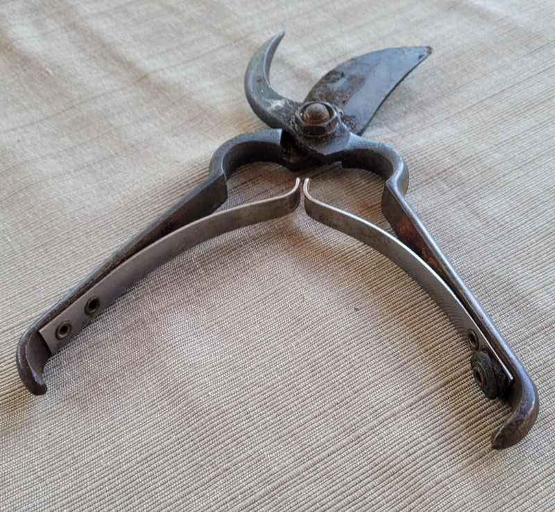 Antique True Temper Stiletto Pruning Shears Gardening Hand Tool gallery