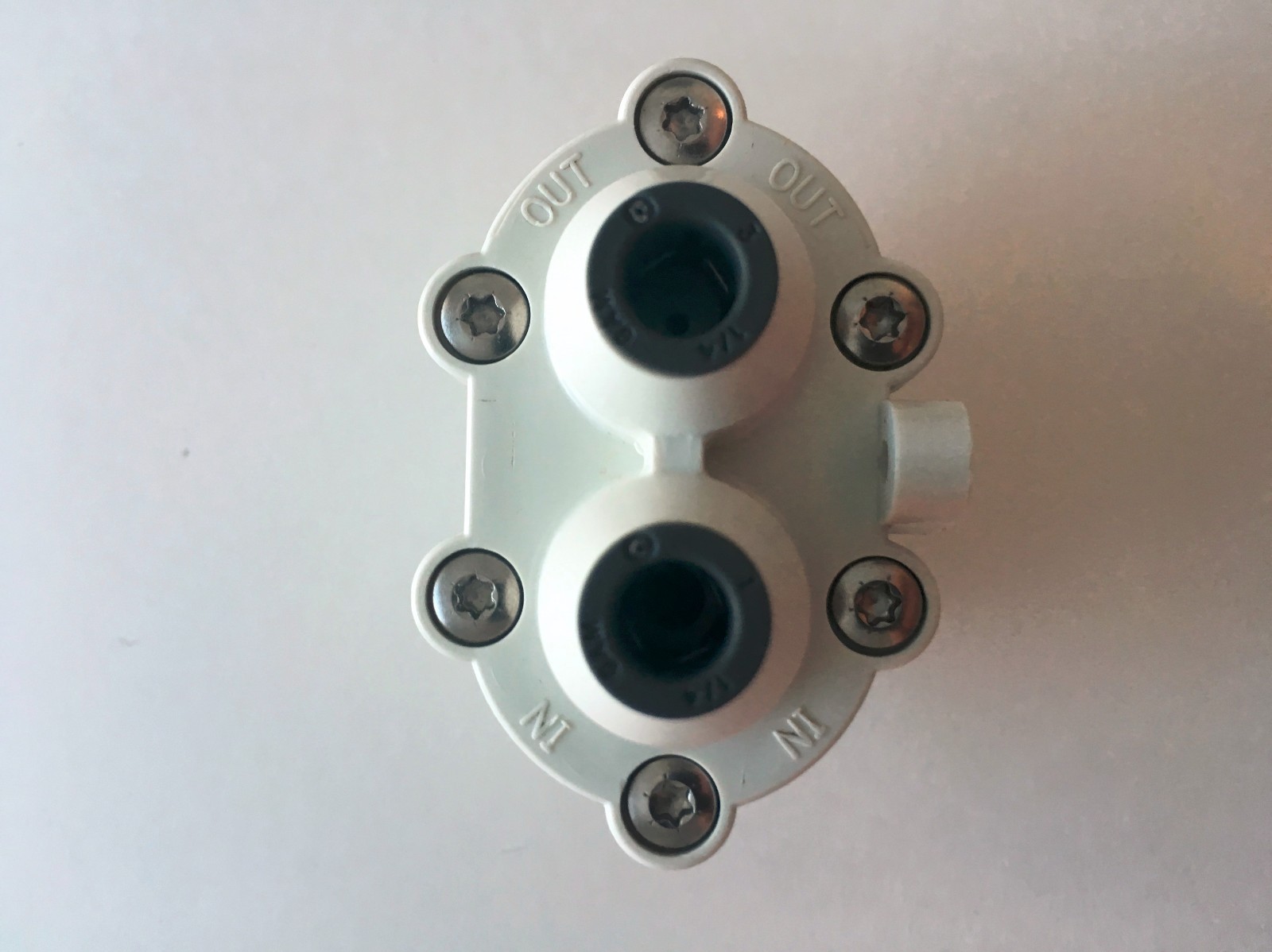 HAGUE REVERSE OSMOSIS AUTO SHUT OFF VALVE with 1/4" QUICK CONNECT ENDS 200410 gallery