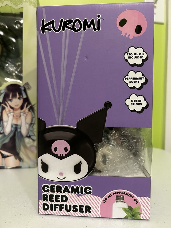 Kuromi Ceramic Reed Diffuser Peppermint 120 mL Oil Set w/ 5 Reeds gallery