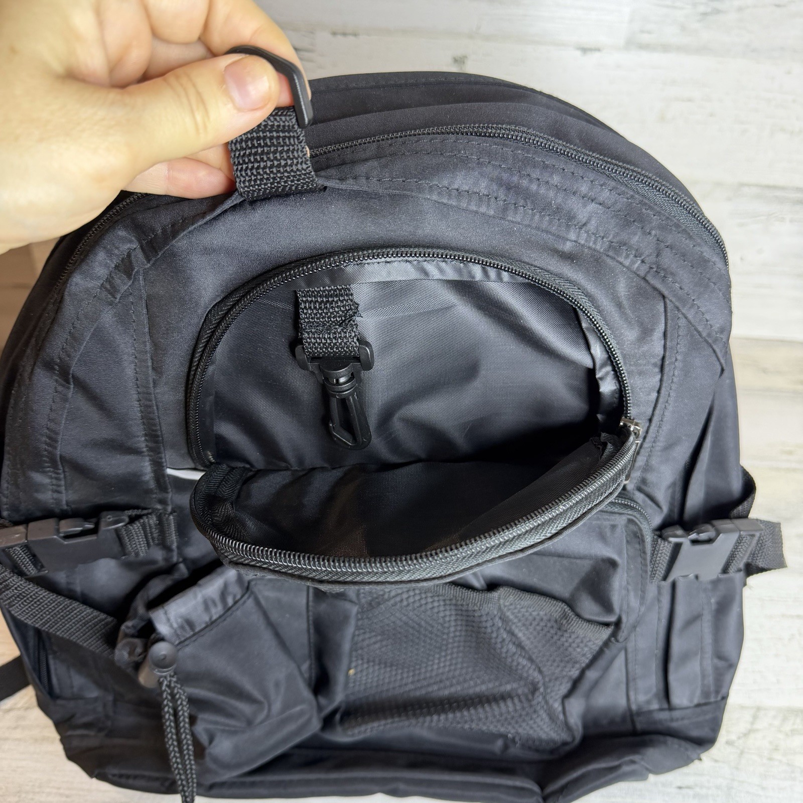 Original Carl Zeiss branded black backpack 5