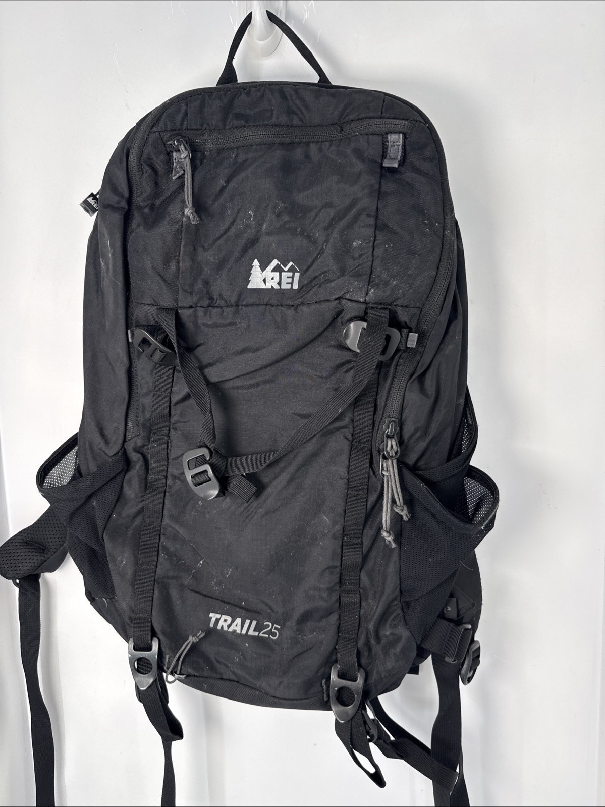 REI co-op Trail 25 Pack Backpack