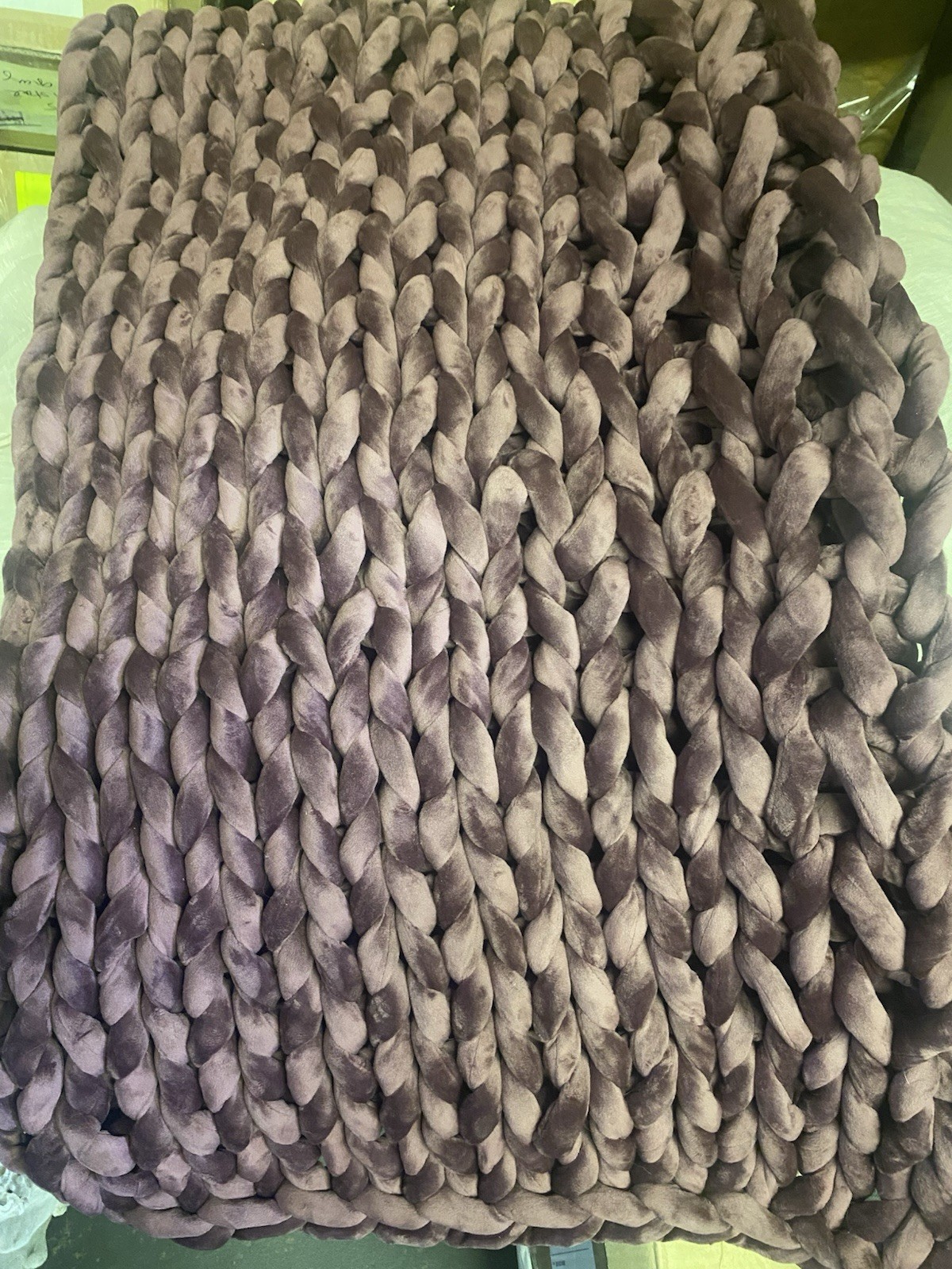 Bearaby Weighted Velvet Napper 20 Lb Throw Retail $269 Plum gallery