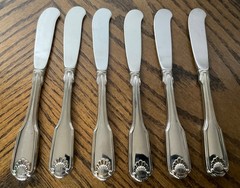 Oneida Classic Shell 6 Stainless Butter Spreaders 6 3/4″