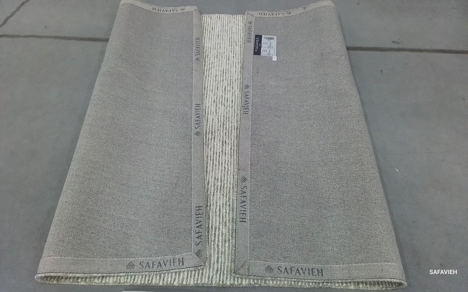 GREEN / IVORY 5'-0" x 8'-0" Back Stain Rug, Reduced Price 1172796019 EBN950Y-5 gallery