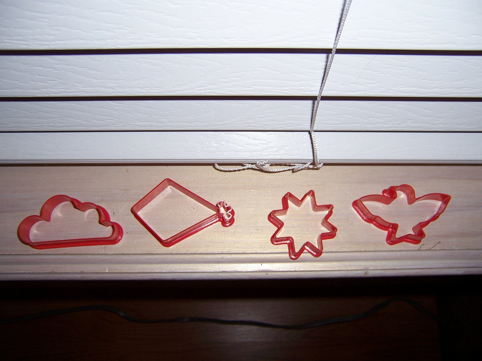 JELL-O Jigglers High-Flying Cutters 4 Sky Shapes Cloud Kite Eagle Sun Play Molds gallery