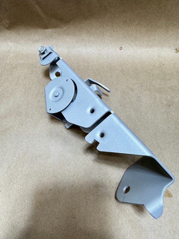 Briggs & Stratton Control Bracket 698761 Superseded to 592661 gallery