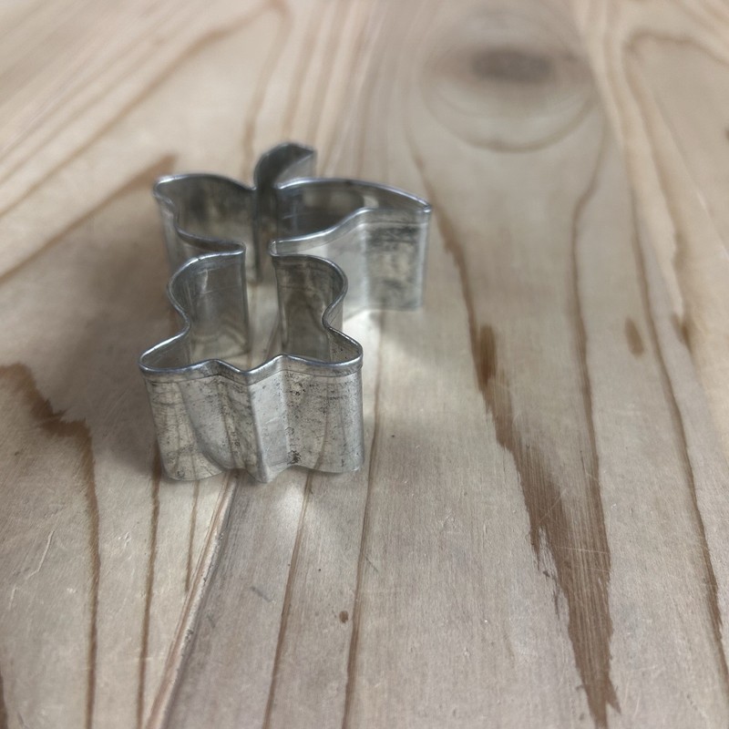 Tulip Flower Cookie Cutter Stainless Steel 3x2 Inch gallery