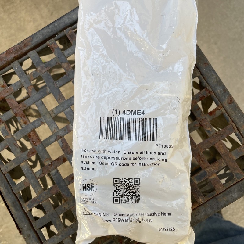 Kerick Valve PT100SS PVC Float Valve, Tank Mount, 1”NPT Male gallery