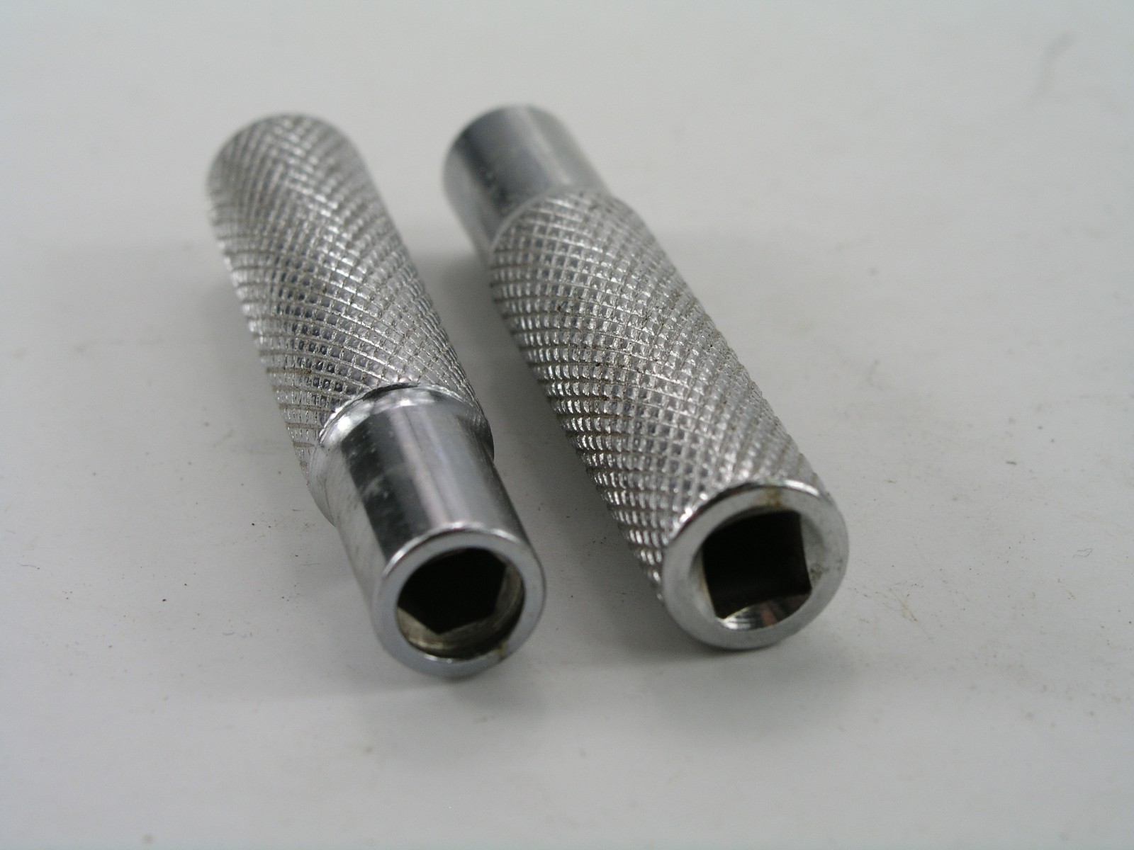 1/4" Hex Bit Holder & Socket Extension, 1/4" Drive, 2 pc Lot gallery