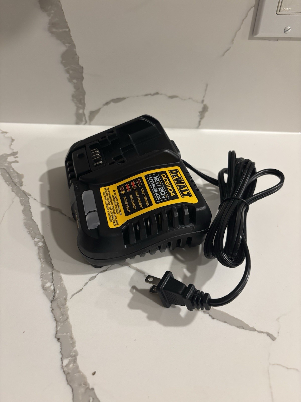 Dewalt dcb1104 battery charger gallery