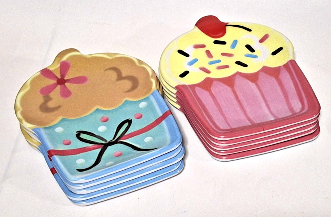 Set 10 CUPCAKE shaped Melamine Snack Plates Kane Home new with labels gallery