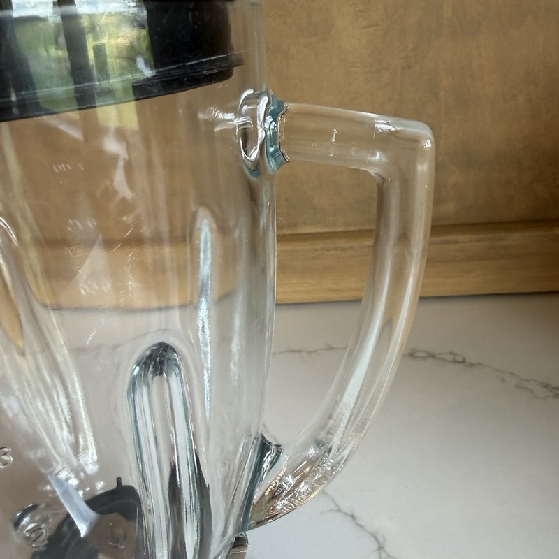 Oster 14 Speed Blender Pitcher 6 Cup Glass w/ Lid & Blade Excellent Condition gallery