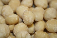 MACADAMIA NUTS RAW UNSALTED, 5LBS