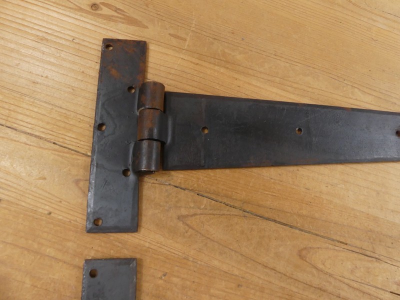 6 LARGE Strap T Hinges 18" Tee Hand Barn Rustic Door Iron Arrow **SOME RUST** gallery
