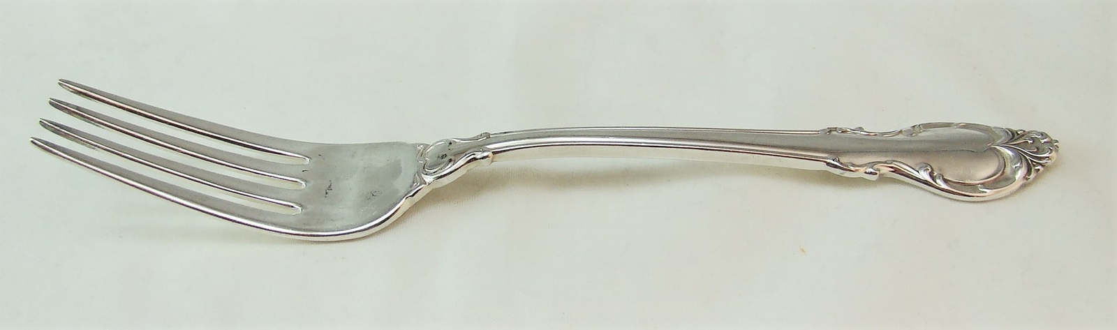 International Holmes & Edwards Silverplate SILVER FASHION Lot of 2 Dinner Forks gallery