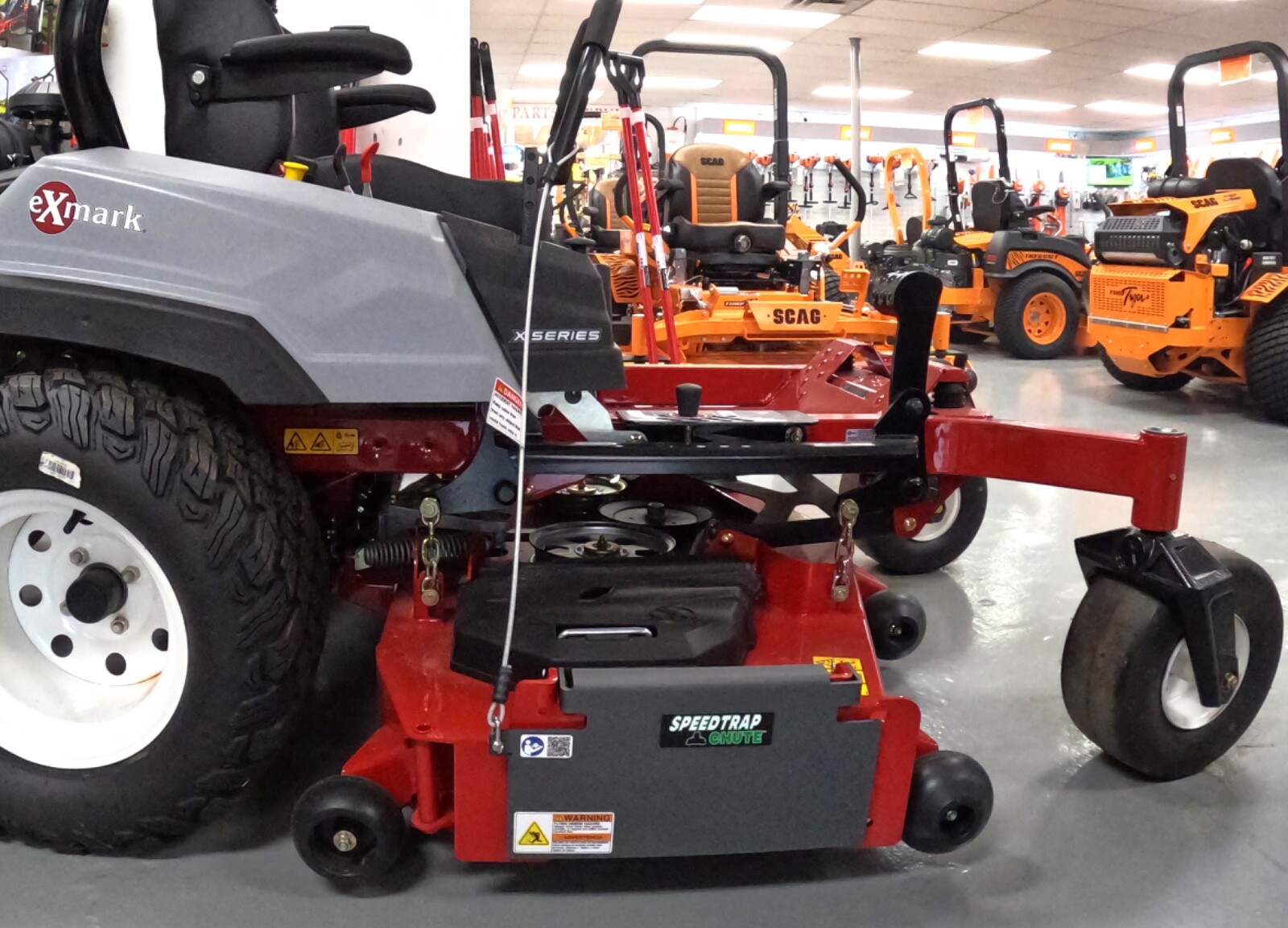 Speedtrap® Chute Blocker Exmark® Radius® X Series (48,52,60), 30 Second Install gallery