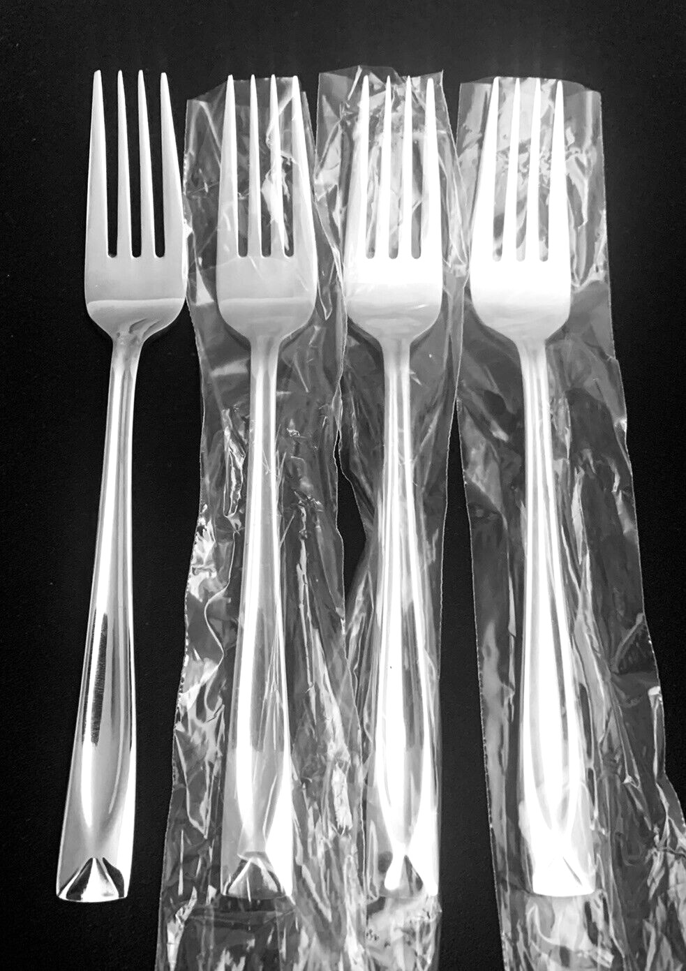 New ONEIDA Stainless Glossy LINCOLN Set Of 4 DINNER FORKS 7 7/8" Flatware NEW gallery