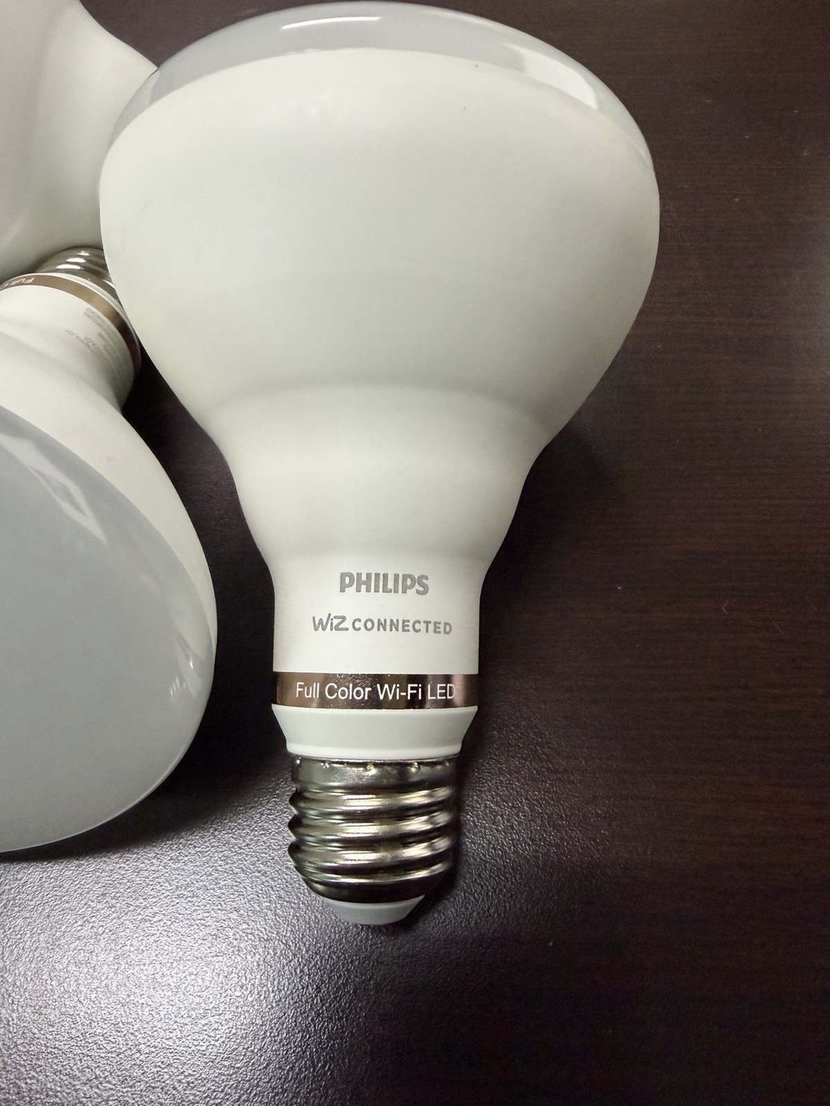 Phillips Wiz Smart LED bulb 65w Equivalent - BR30 Full Color RGB - 3 Pack gallery