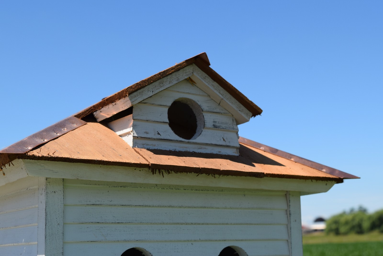 Martin birdhouse | Reclaimed materials birdhouse | Amish handmade | Made in USA gallery