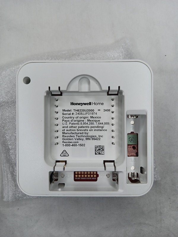 Honeywell *CONTRACTOR BRANDED - see pics* T6 PRO TH6220U2000 Thermostat gallery