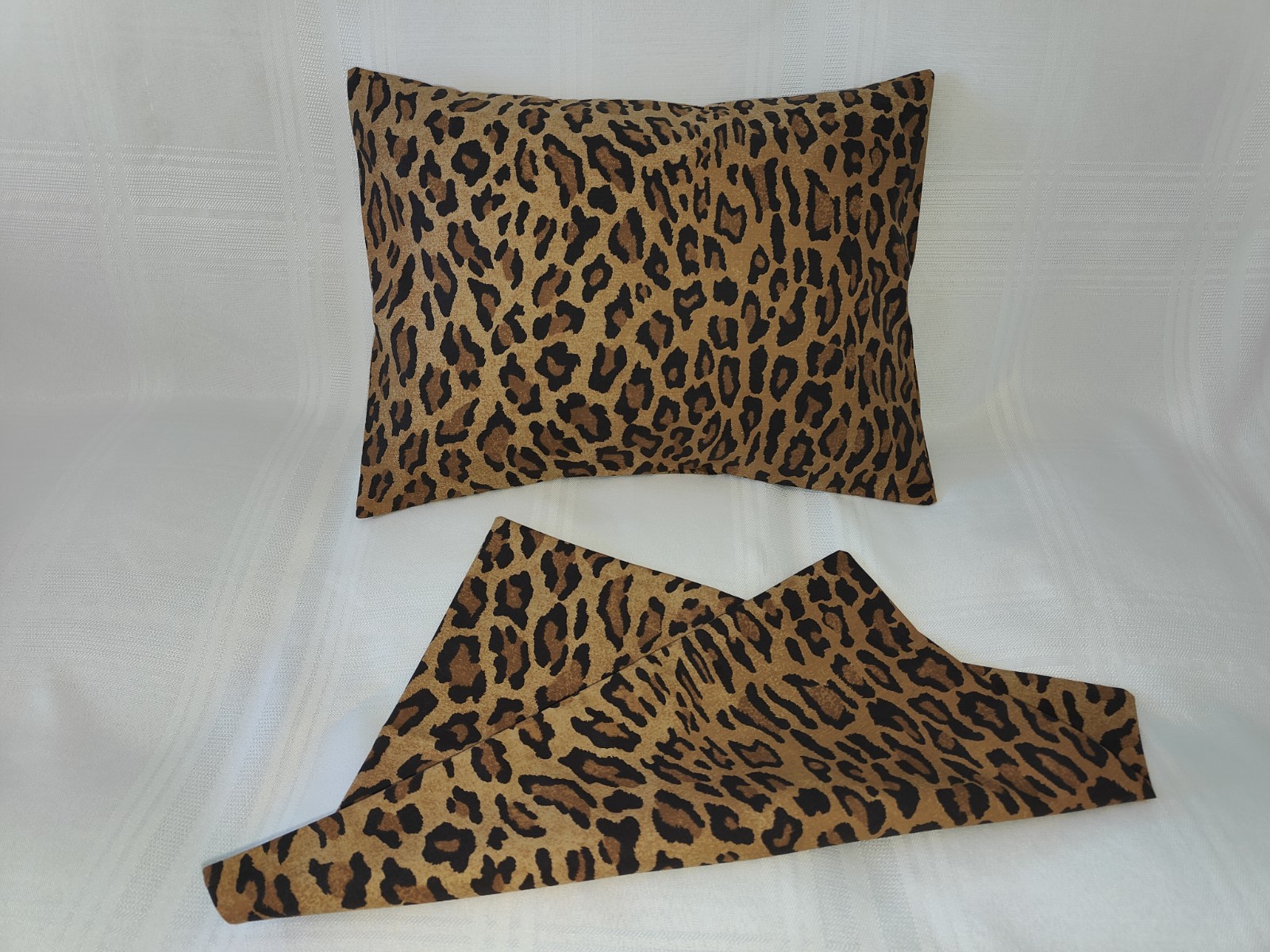 2 RALPH LAUREN ARAGON LEOPARD TOSS PILLOW SHAMS (12x16 inch) New gallery