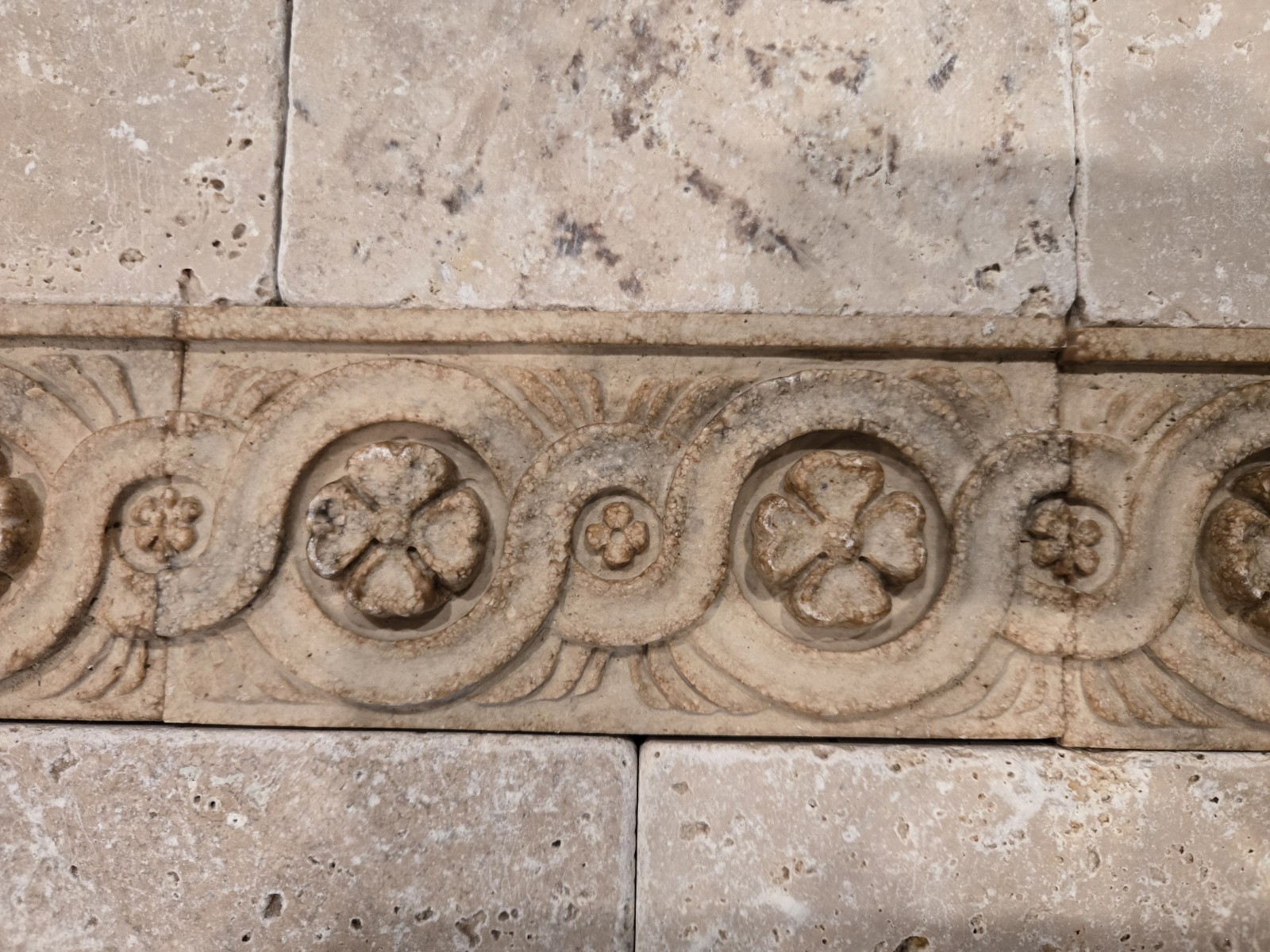 Italian tile border Looks Like Travertine Ivory Chiaro Tumbled Stone Marble Look gallery