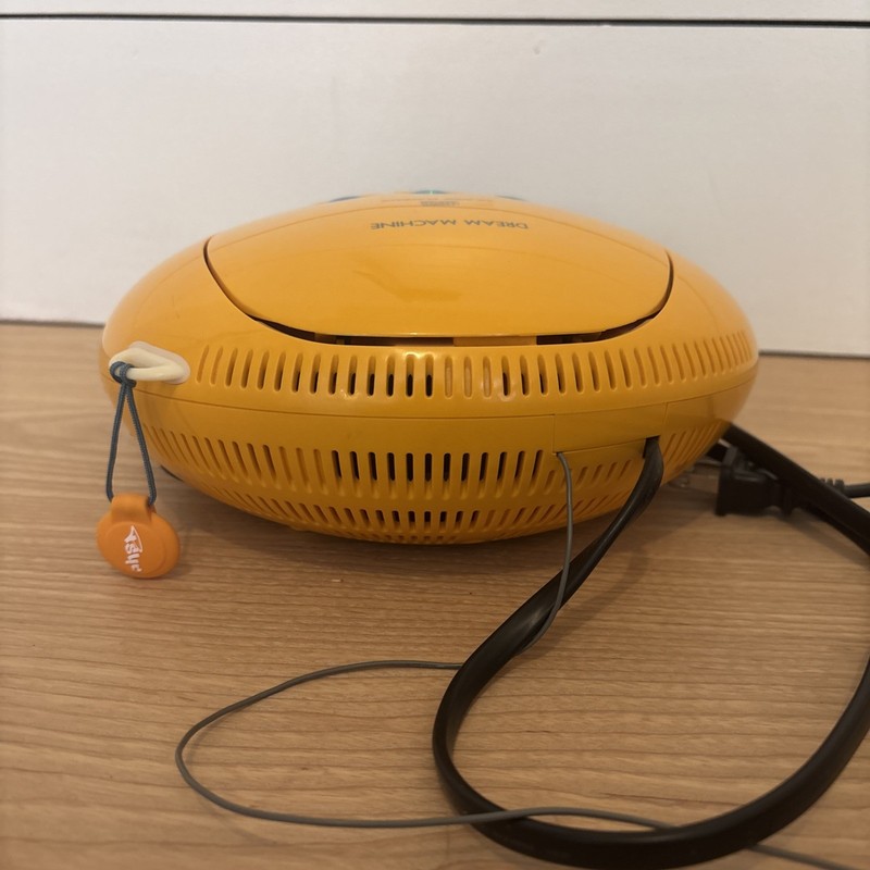 Y2K ‘99 Sony Dream Machine Psyc ICF-CD831 CD Alarm Clock Radio Yellow gallery