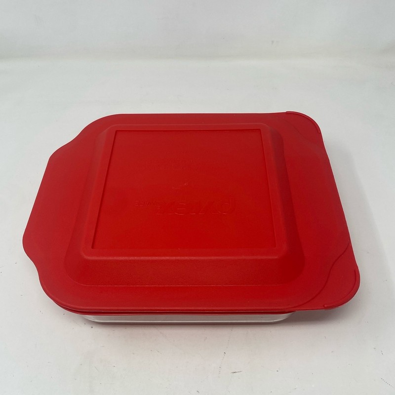 Pyrex 7211 6-Cup Rectangle Glass Dish w/ Red 7211-PC Lid gallery
