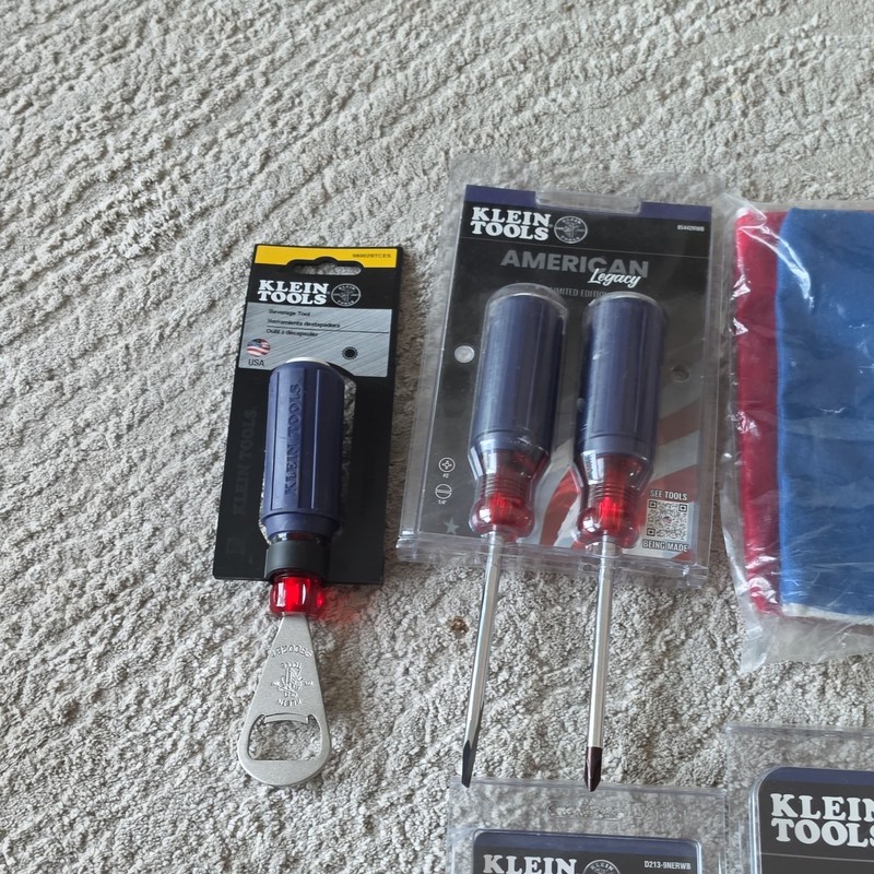 Klein Tools American Legacy 7pc Tool Set Pliers/Stripper/Screwdriver + Bag gallery